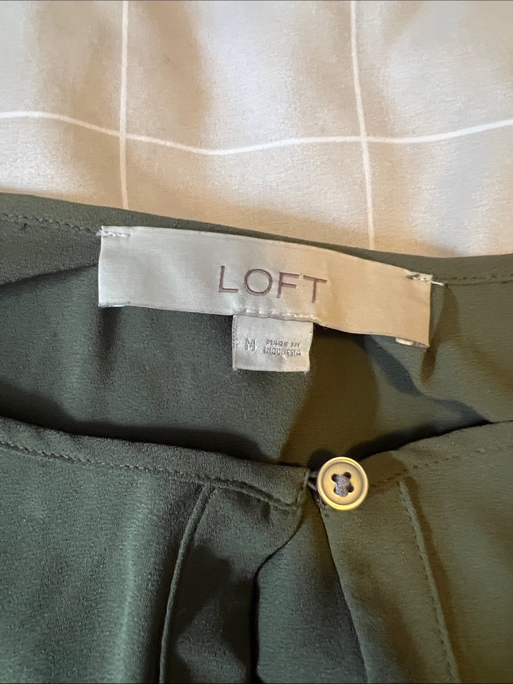 LOFT Olive Green Dramatic Sleeve Keyhole Blouse - Picture 2 of 5